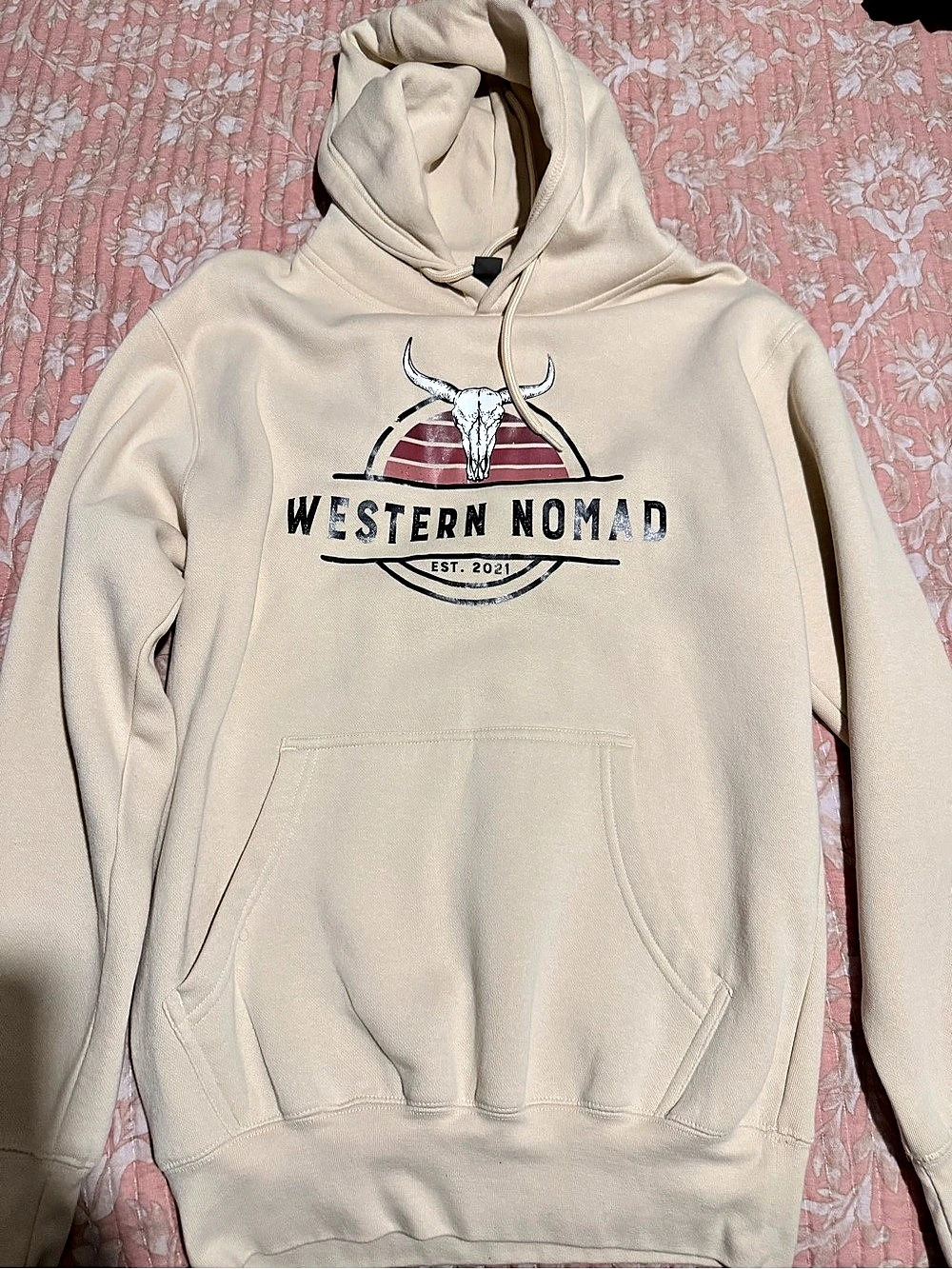 Western Nomad Graphic Hoodie in Cream Size Small Like New